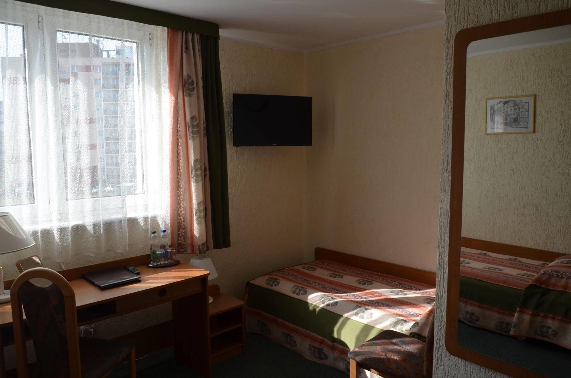 Hotel Gromada Poznań Kültér fotó